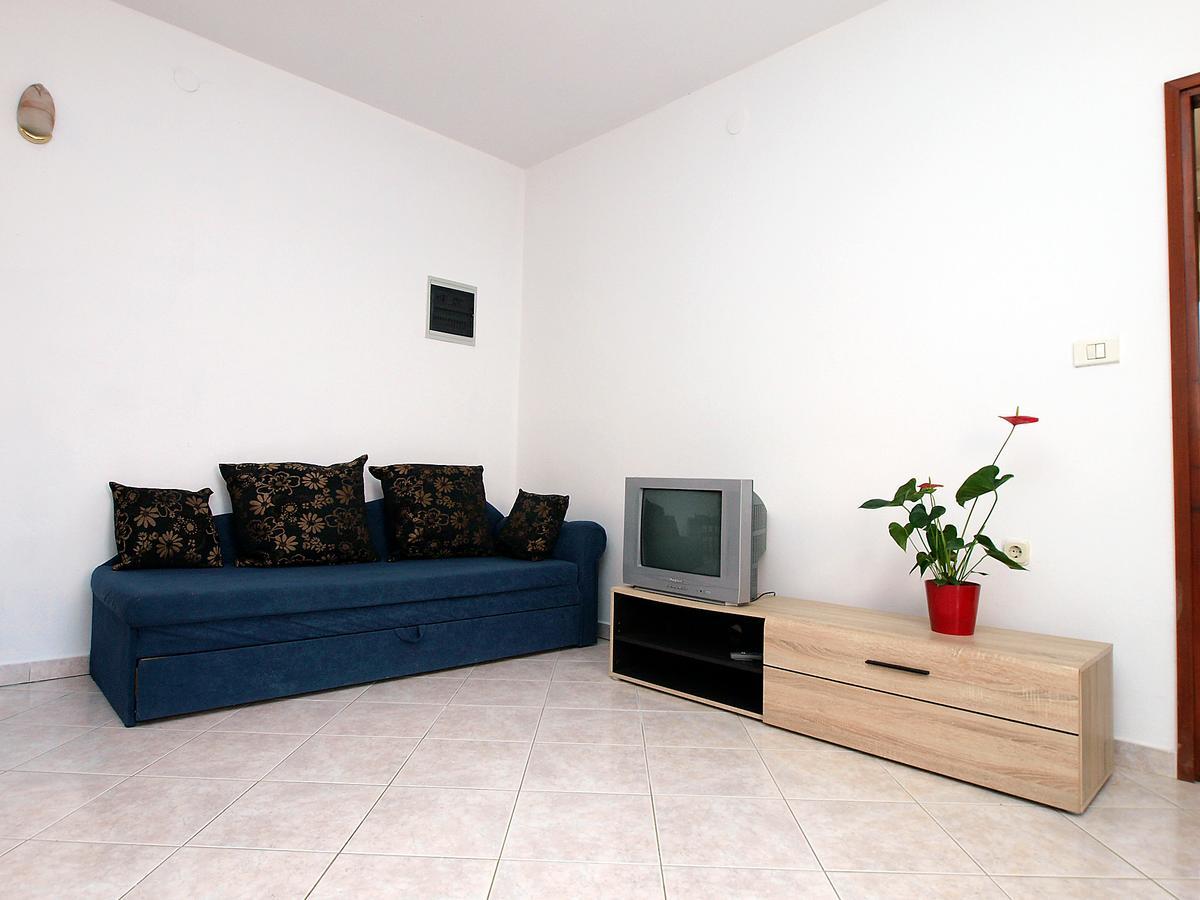 Apartments Dusanka 799 Fažana Exterior foto